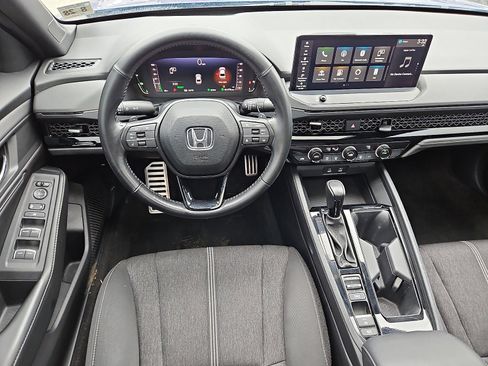 Used 2023 Honda Accord Sport image 11