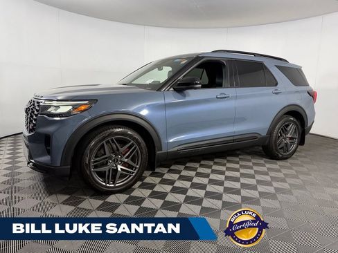 Used 2025 Ford Explorer ST AWD/4WD image 1