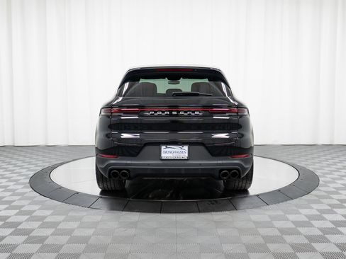 New 2026 Porsche Cayenne image 6