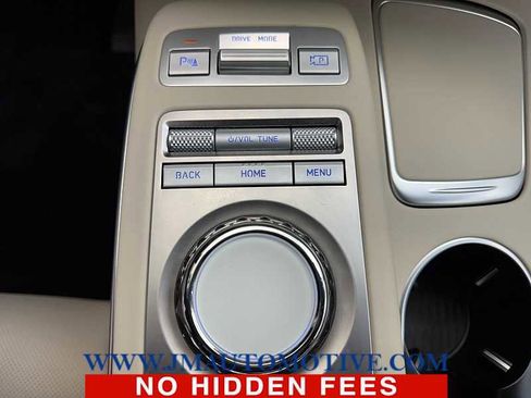 Used 2024 Genesis GV70 2.5T w/ Select Package image 33