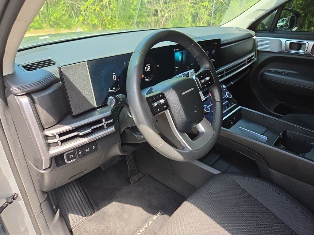 Used 2024 Hyundai Santa Fe SE AWD/4WD image 14