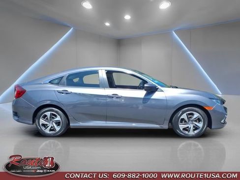 Used 2021 Honda Civic LX image 2