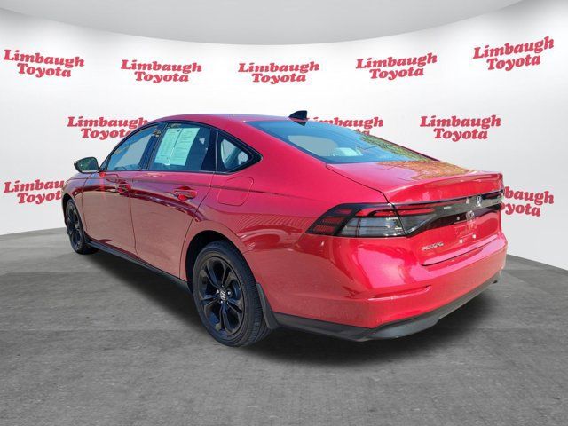 Used 2025 Honda Accord SE image 28
