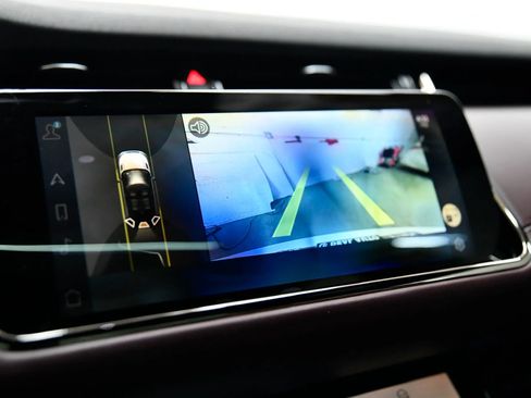 Used 2022 Land Rover Range Rover Evoque R-Dynamic SE image 20