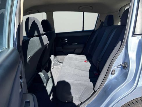 Used 2011 Nissan Versa 1.8 S w/ Plus Pkg image 12