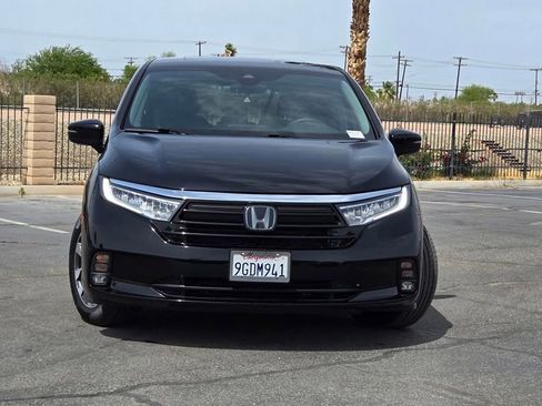 Used 2023 Honda Odyssey EX-L image 2