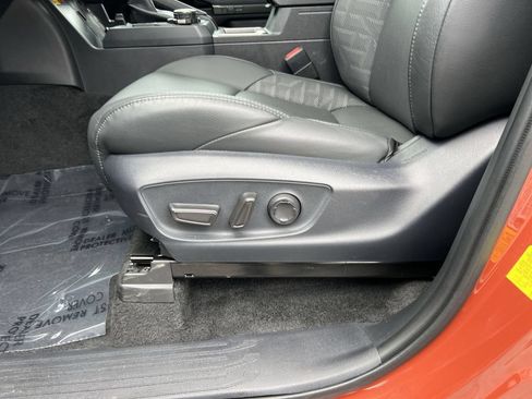 Used 2025 Toyota Tacoma TRD Sport w/ TRD Sport Premium Package AWD/4WD image 14