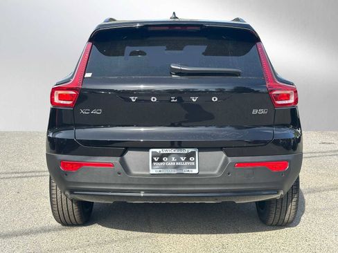 New 2026 Volvo XC40 B5 Ultra w/ Climate Package AWD/4WD image 4