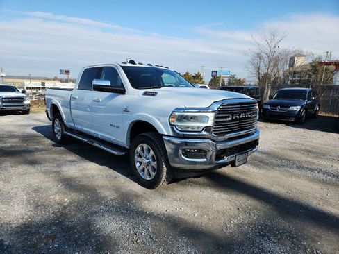 Certified 2022 RAM 3500 Laramie image 7