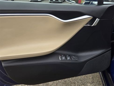 Used 2017 Tesla Model S 75D image 10