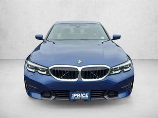 Used 2022 BMW 330i xDrive Sedan w/ Driving Assistance Package AWD/4WD video 2