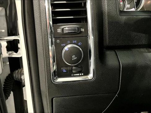 Used 2017 RAM 1500 Laramie w/ Convenience Group image 39