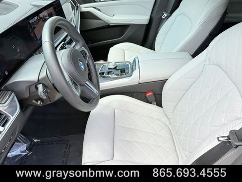 Used 2025 BMW X5 M60i AWD/4WD image 13