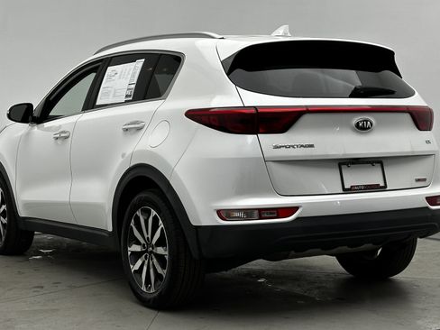 Used 2018 Kia Sportage EX image 5