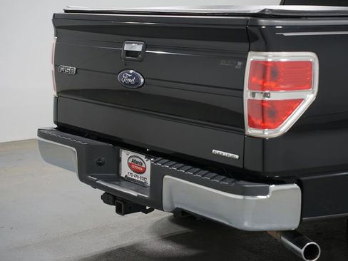 Used 2014 Ford F150 XLT w/ XLT Chrome Package RWD image 9