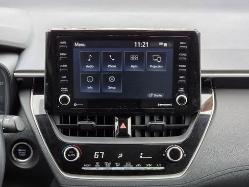 Used 2022 Toyota Corolla Cross LE AWD/4WD image 26