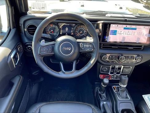 New 2025 Jeep Wrangler Unlimited Rubicon 392 image 16