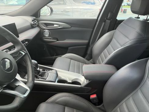 Used 2025 Dodge Hornet GT w/ GT Plus Package AWD/4WD image 5