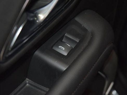 Used 2024 Chevrolet Suburban High Country image 46