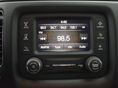 Used 2018 Jeep Compass Latitude w/ Cold Weather Group image 24