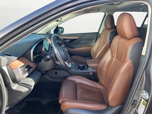Used 2022 Subaru Outback Touring image 10