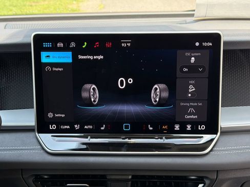 New 2026 Volkswagen Tiguan SE AWD/4WD image 13