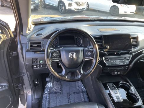 Used 2019 Honda Pilot Touring image 19