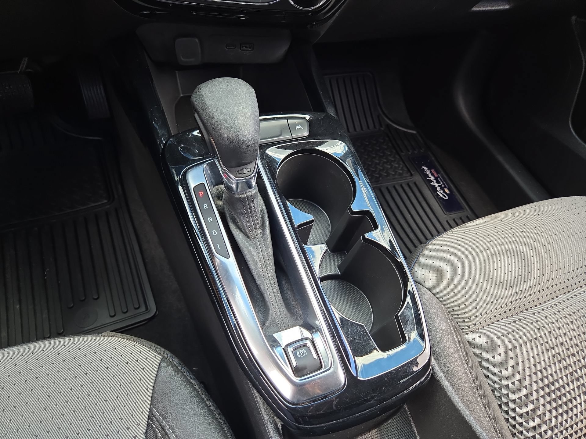 Used 2025 Chevrolet Trax LT FWD image 22