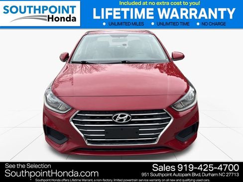 Used 2022 Hyundai Accent SE image 2