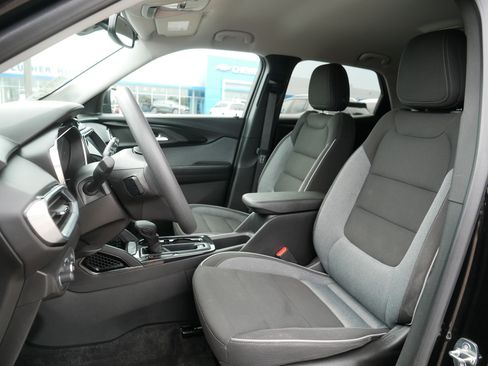 Used 2023 Chevrolet TrailBlazer LT w/ Convenience Package AWD/4WD image 33