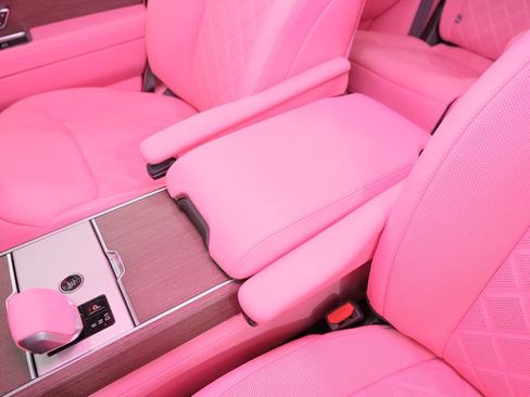 Used 2025 Land Rover Range Rover SE image 22