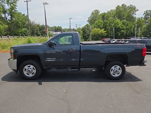 Used 2018 Chevrolet Silverado 2500 W/T w/ WT Convenience Package AWD/4WD image 6