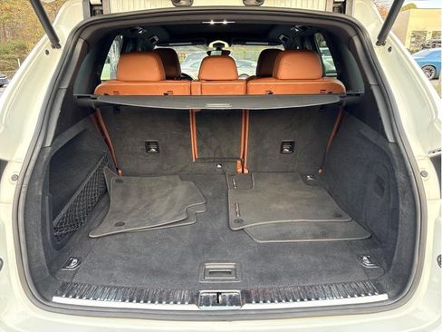 Used 2017 Porsche Cayenne Platinum Edition image 7