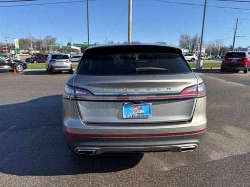 Used 2023 Lincoln Nautilus Reserve w/ Equipment Group 201A image 4