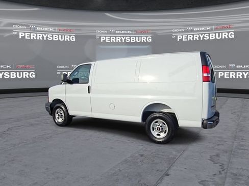 New 2025 GMC Savana 2500 w/ Chrome Appearance Package RWD image 6