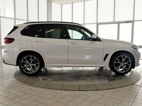 Used 2023 BMW X5 xDrive40i w/ Executive Package image 9