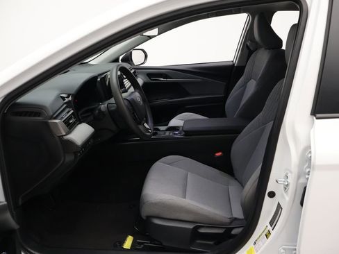 Certified 2025 Toyota Camry LE FWD image 14