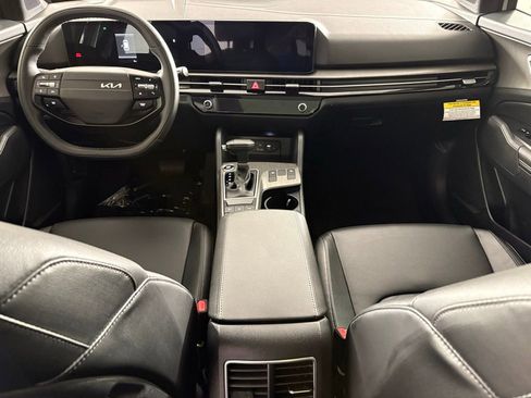 New 2026 Kia Sportage X-Line w/ X-Line Premium Package image 32