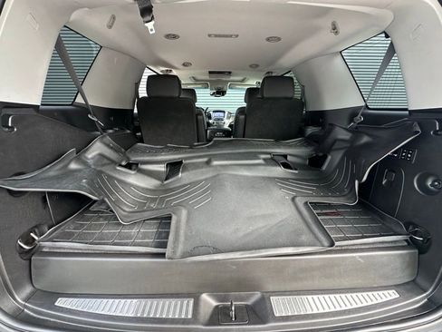 Used 2019 GMC Yukon SLT w/ Premium Edition AWD/4WD image 39