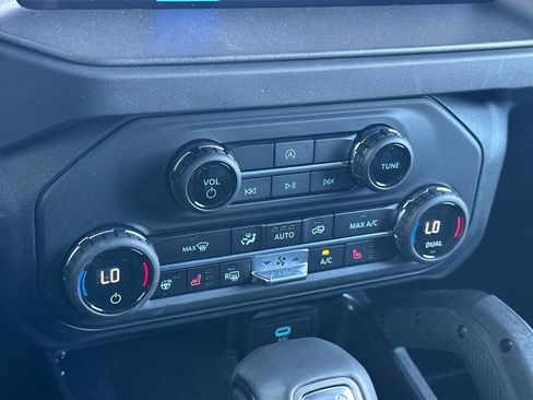 New 2025 Ford Bronco Badlands w/ Sasquatch Package image 22