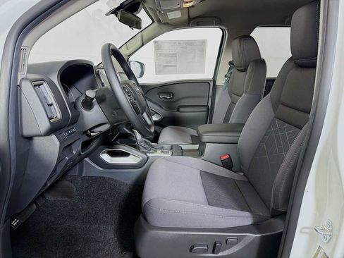 New 2026 Nissan Frontier SV AWD/4WD image 4