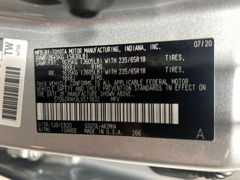 Used 2020 Toyota Highlander XLE FWD image 34