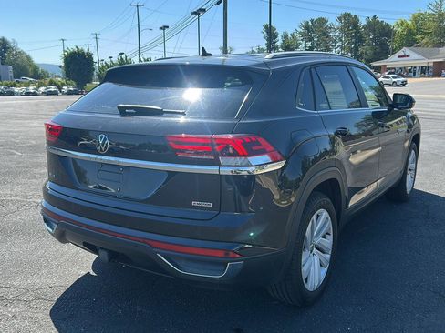 Used 2022 Volkswagen Atlas Cross Sport SE AWD/4WD image 8