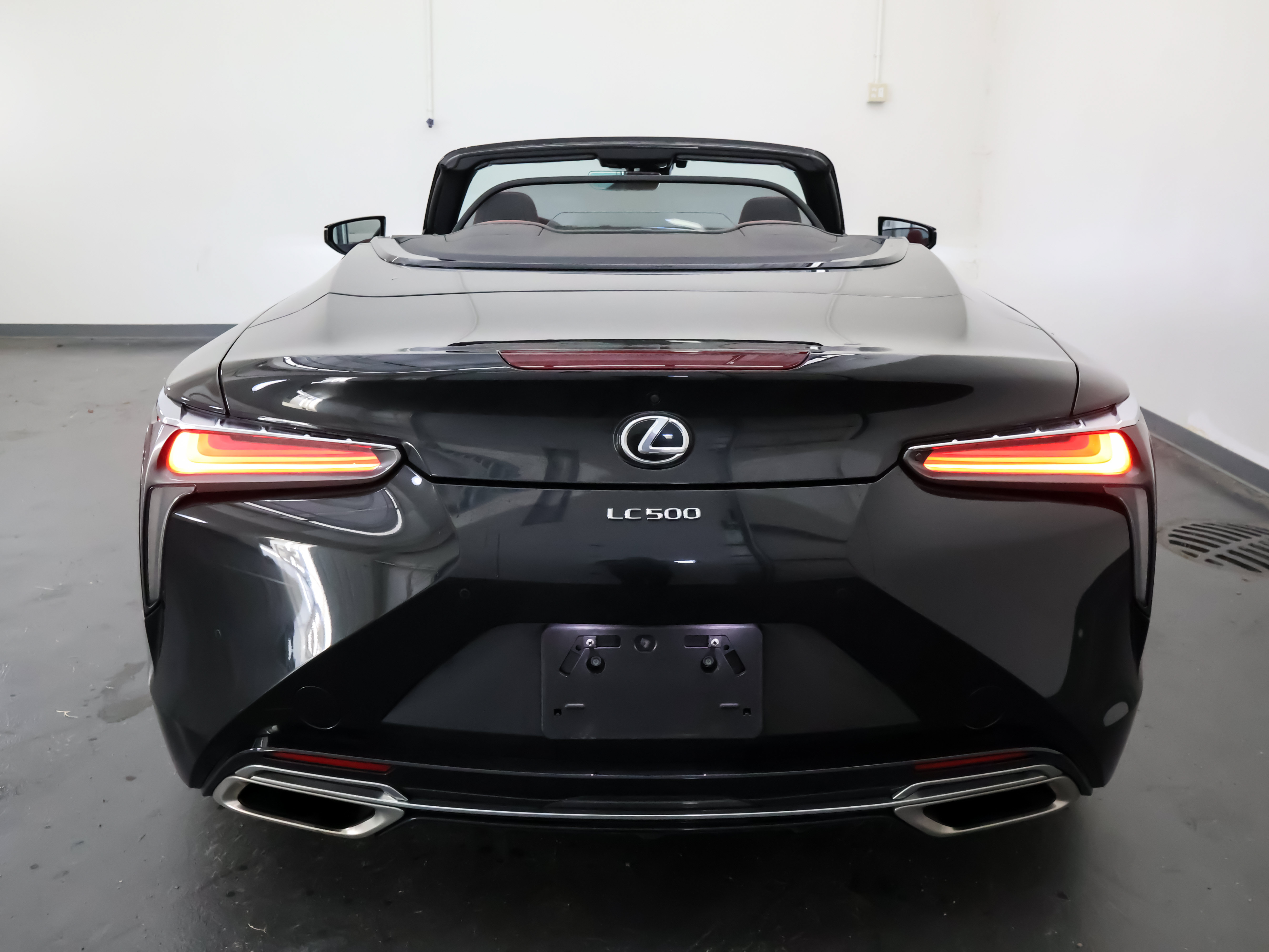 Used 2021 Lexus LC 500 Convertible w/ Touring Package RWD image 5