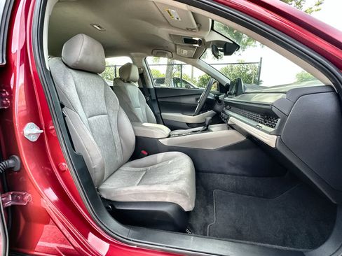 Used 2024 Honda Accord LX image 9