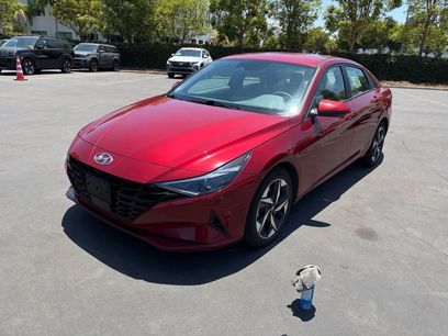Used 2023 Hyundai Elantra SEL w/ Convenience Package