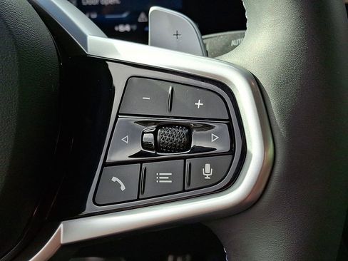 Used 2026 BMW M440i Convertible image 19