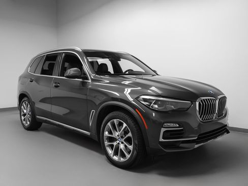 Used 2021 BMW X5 xDrive40i w/ Convenience Package AWD/4WD image 10