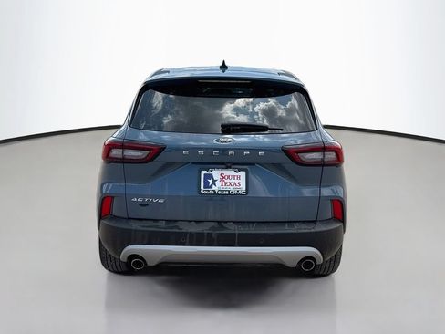 Used 2025 Ford Escape Active w/ Tech Pack #1 FWD image 6