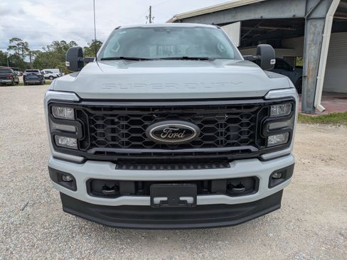 New 2026 Ford F250 XLT w/ XLT Premium Package AWD/4WD image 9